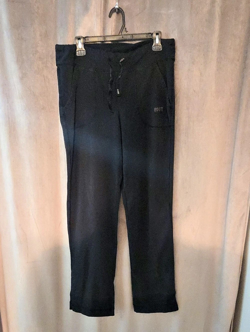 Roots Black Straight-Leg Active Pants Size Large